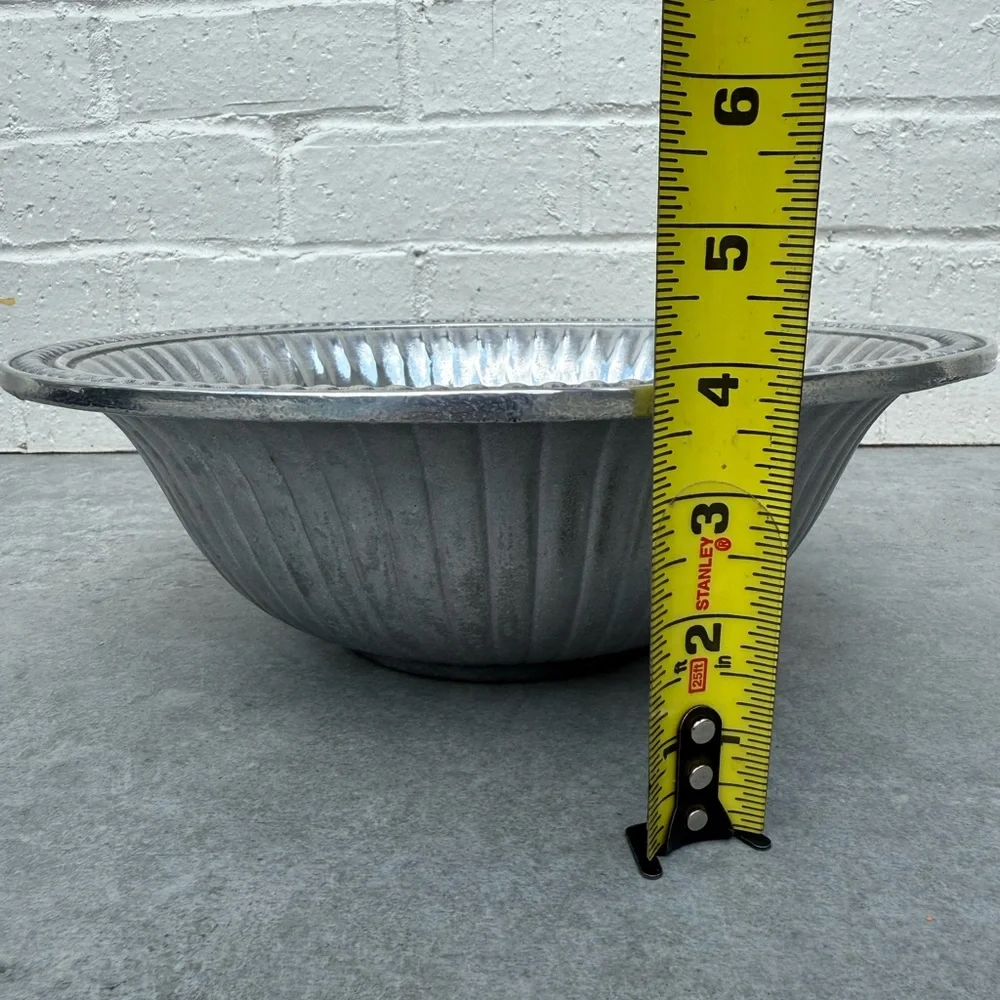 Wilton Armetale Flutes and Pearls Small Serving Bowl